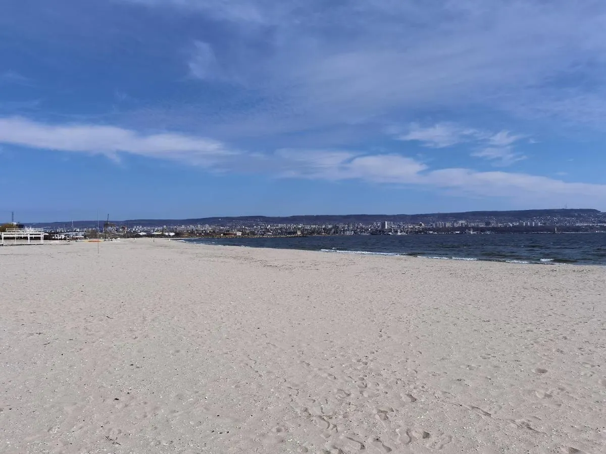 By The Waves Luxury Beach Apartment Varna